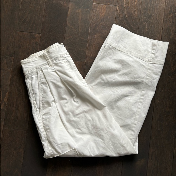 Aritzia White cargo balloon pants - Picture 2 of 3